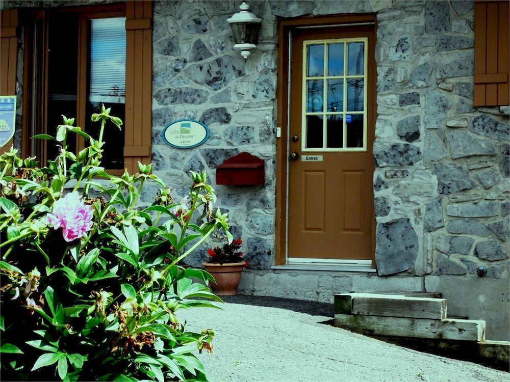 Saint-Jean-de-Boischâtel オー ギット デ ラ シュート Bed & Breakfast エクステリア 写真