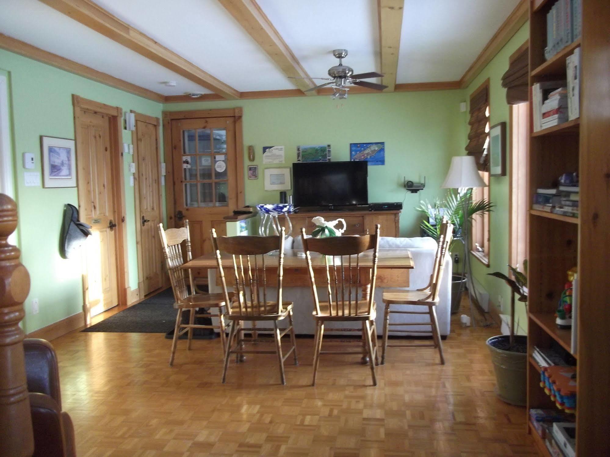 Saint-Jean-de-Boischâtel オー ギット デ ラ シュート Bed & Breakfast エクステリア 写真