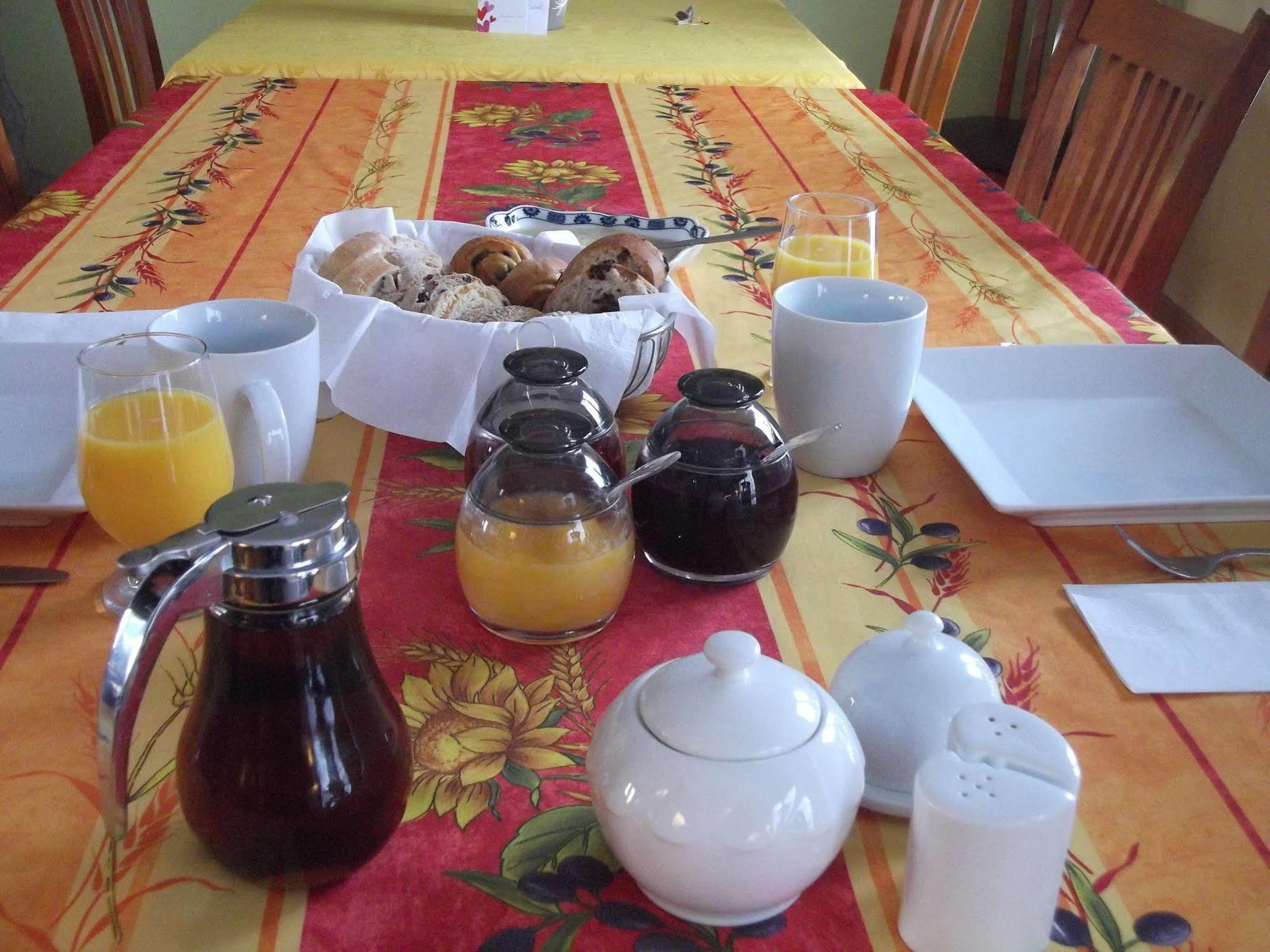 Saint-Jean-de-Boischâtel オー ギット デ ラ シュート Bed & Breakfast エクステリア 写真